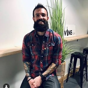 Meet your Posher, Chris